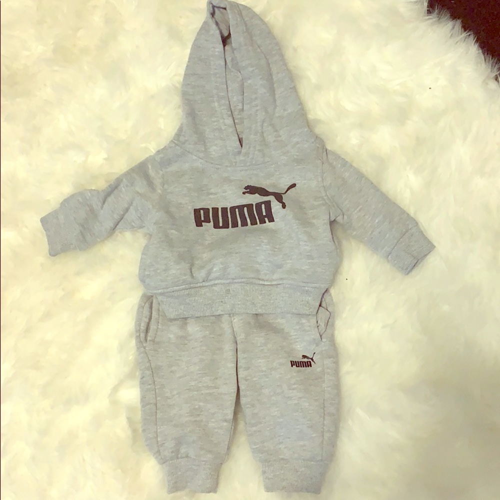 Puma sweatshirt and sweatpants sweatsuit 0-3